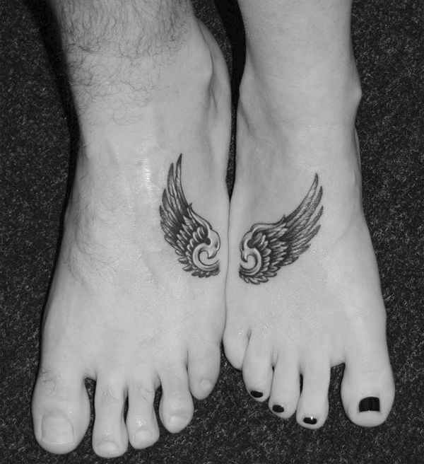 Парная Татуировка на ноге