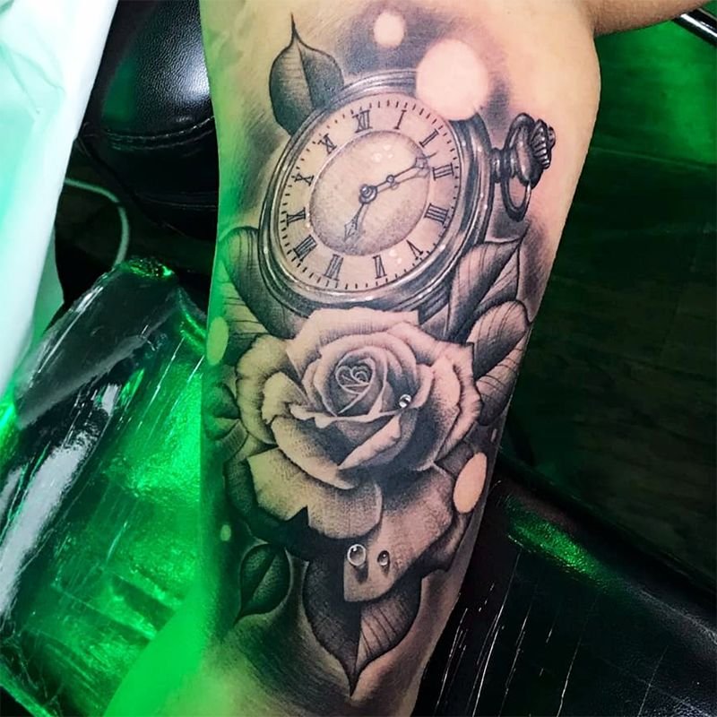 Роза - и часы 