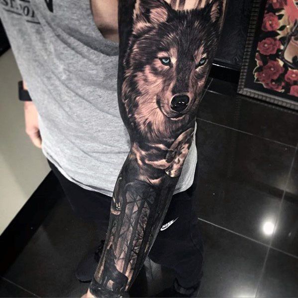 Символика татуировок волков на руке
